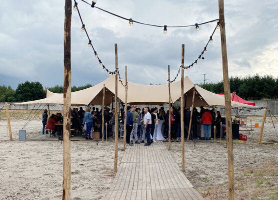Beachparty.jpg