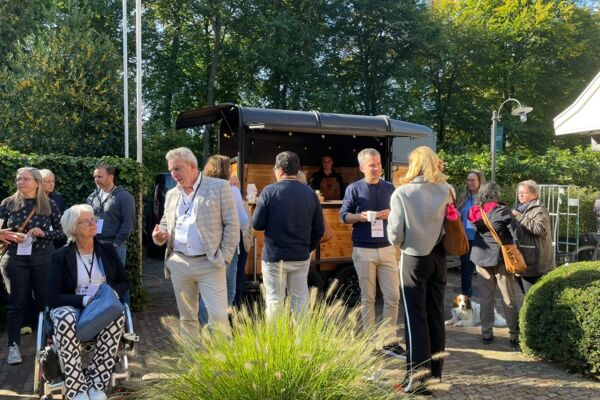 Bedrijfsborrel